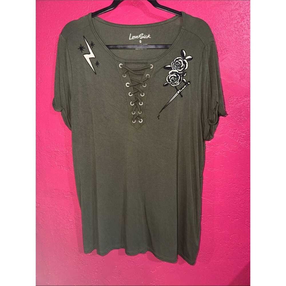 Lovesick for Torrid embroidered olive green tunic tee size 0X.  Punk.